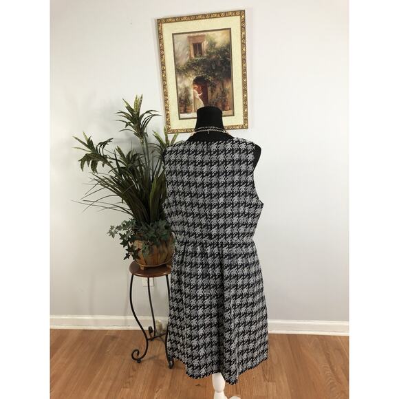 Crown & Ivy Woman Dress 14 Sleeveless Boho Fairy Core Dark Academia Pleated Zip - Picture 4 of 9